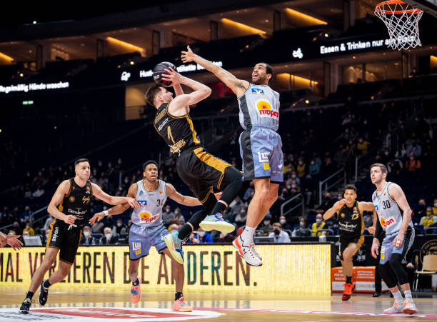 瓜迪奥拉战 瓜迪奥拉战