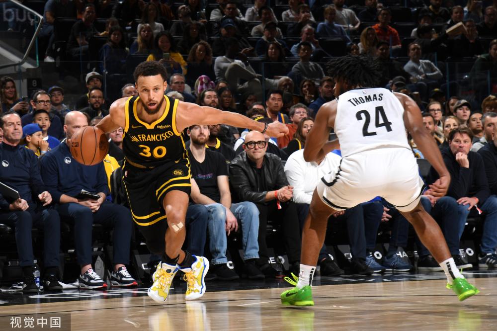 的比赛中 的比赛中