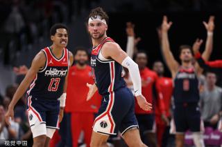 功将成为他 功将成为他