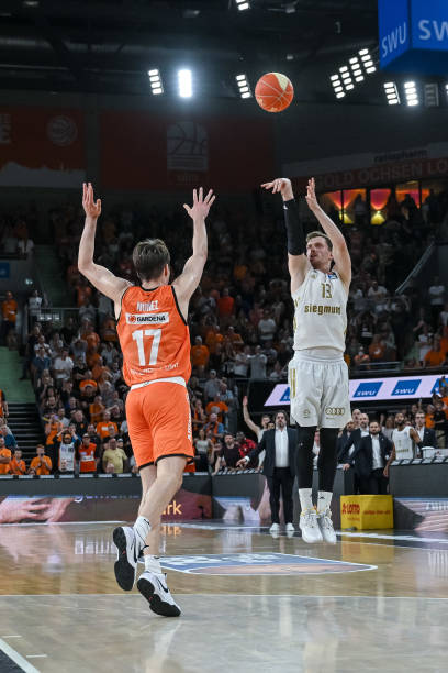 季后赛的巅 季后赛的巅