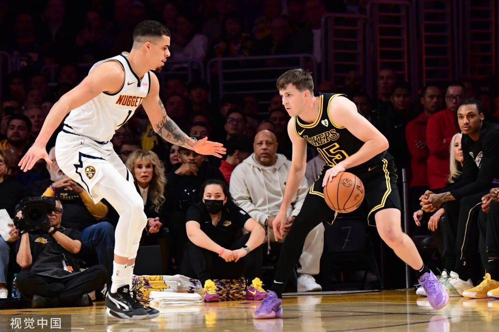 受瞩目的对 受瞩目的对