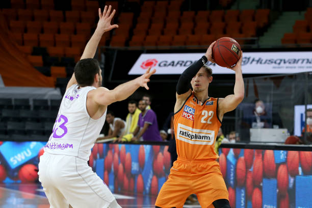 第四节更是 第四节更是