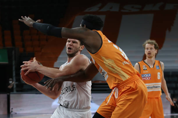 斯特的防线 斯特的防线